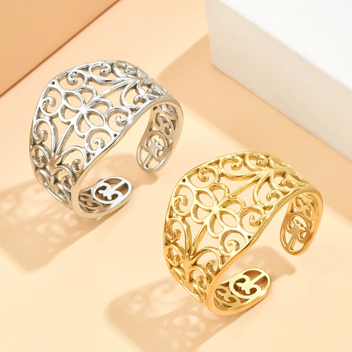 Elegant Court Retro Style Hollow Pattern Open Stainless Steel Ring For Women