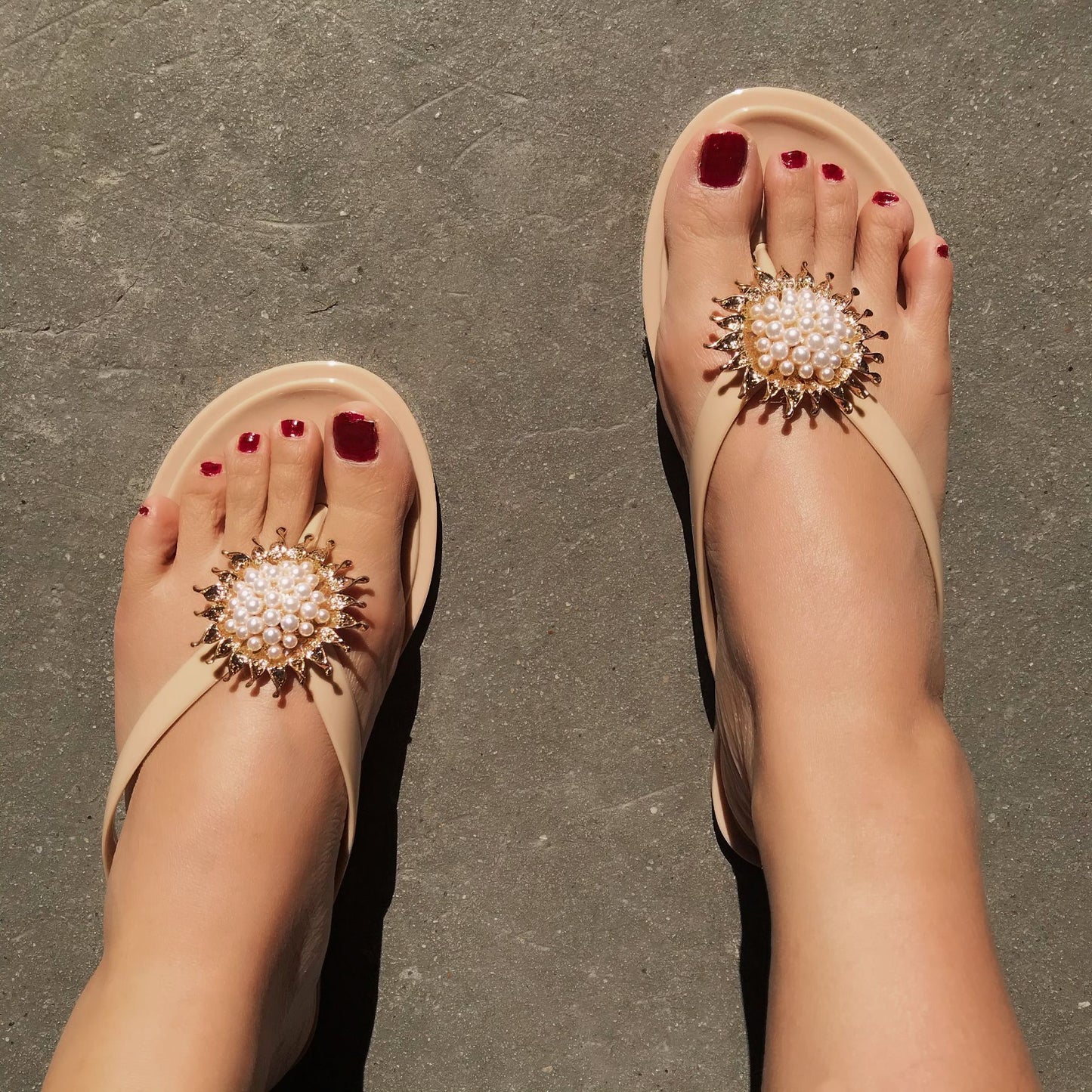 Ladies summer pearl flower flip-flops