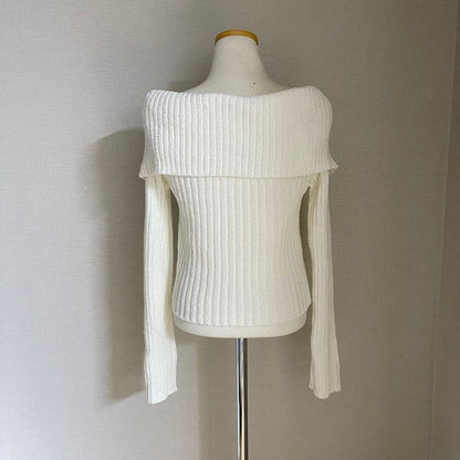 Women's Niche V-neck Off-shoulder Slim Pullover Knitted Top