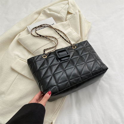 Trendy Chic Chanel-style bags